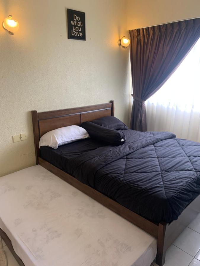 Sri Sayang Resort Apartment 바투 페링기 외부 사진